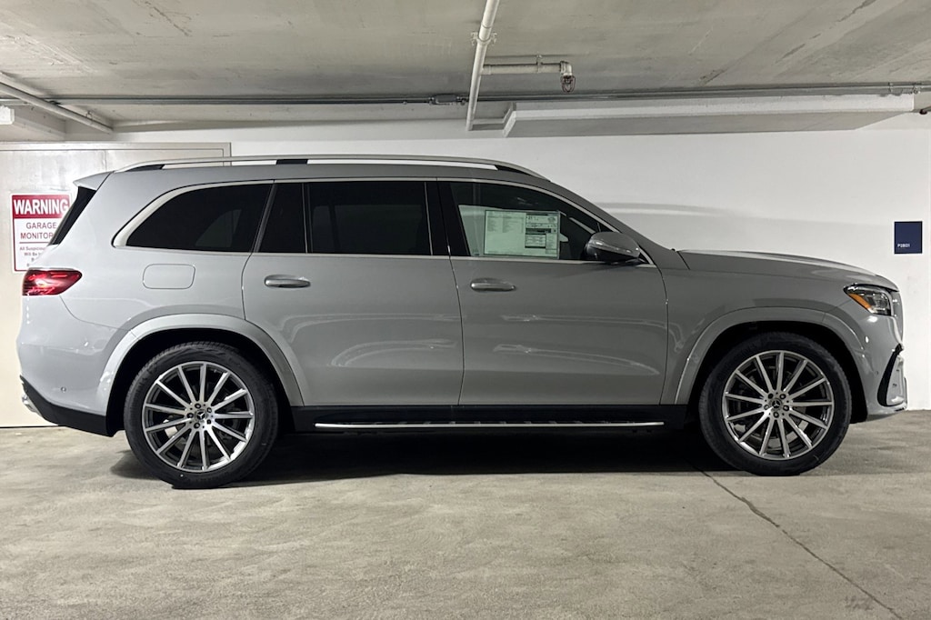 New 2025 Mercedes-Benz GLS 450 4MATIC SUV