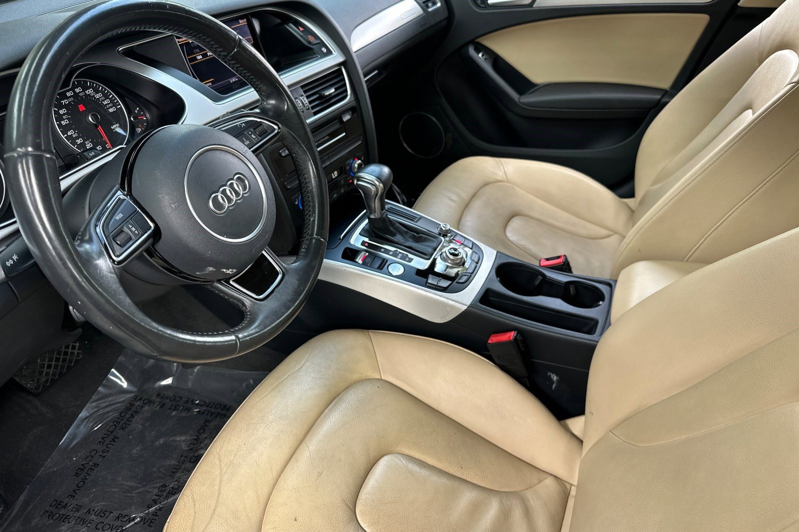 2016 Audi A4 Quattro 2.0T Premium Plus photo 4