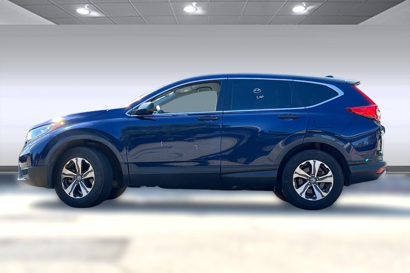 2017 Honda CR-V LX photo 2