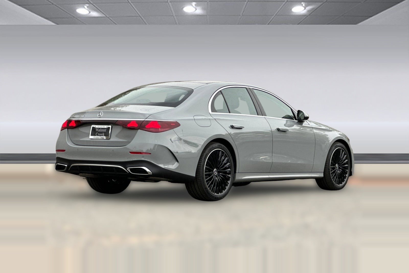 2026 Mercedes-Benz E-Class Coupe photo 3