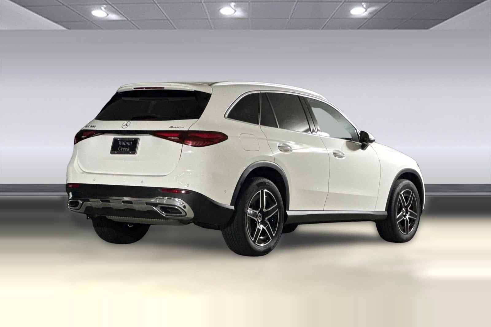 2026 Mercedes-Benz GLC 300 4MATIC SUV photo 3