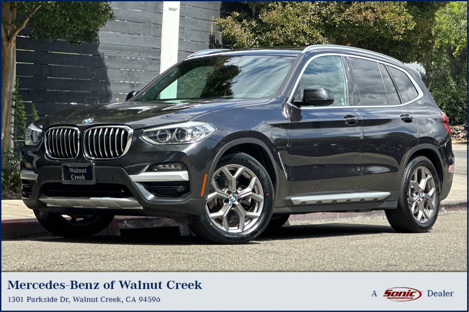 2021 BMW X3 xDrive30e's photo