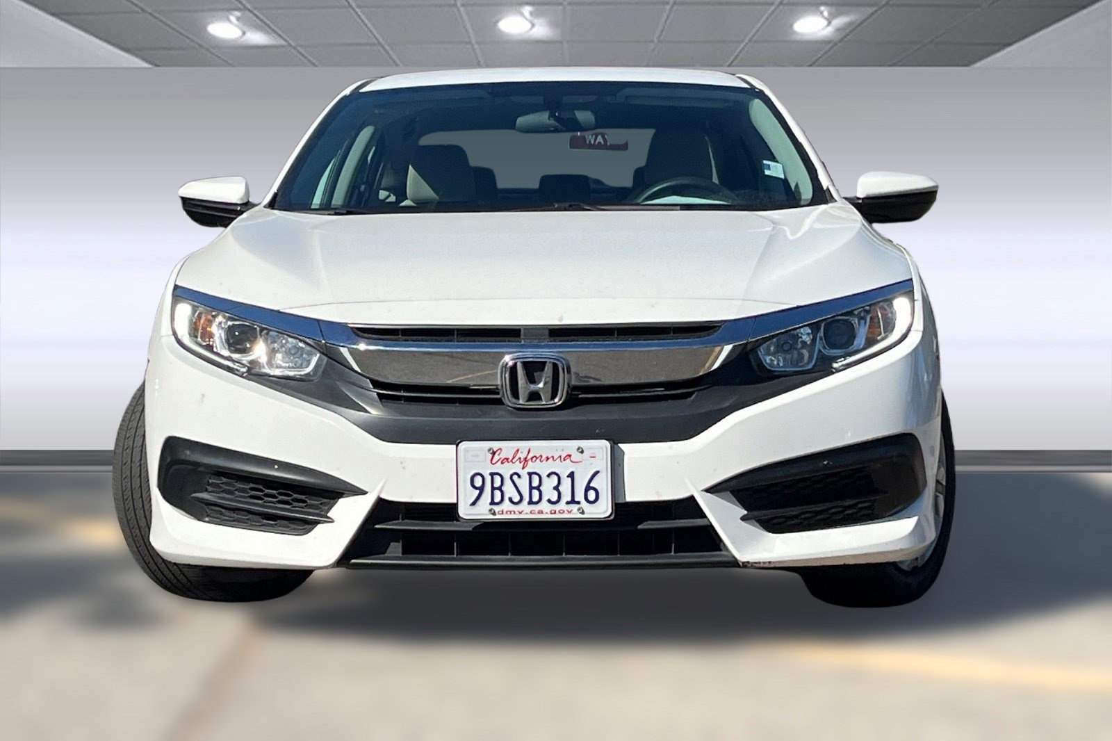 2018 Honda Civic LX photo 4