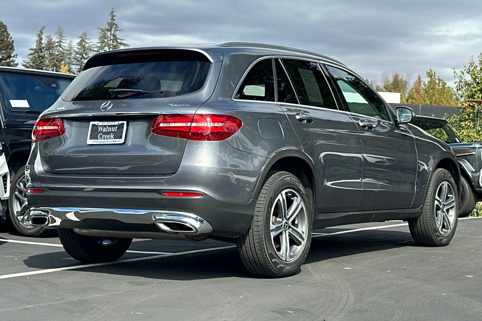 2019 Mercedes Benz GLC 300 4MATIC photo 3
