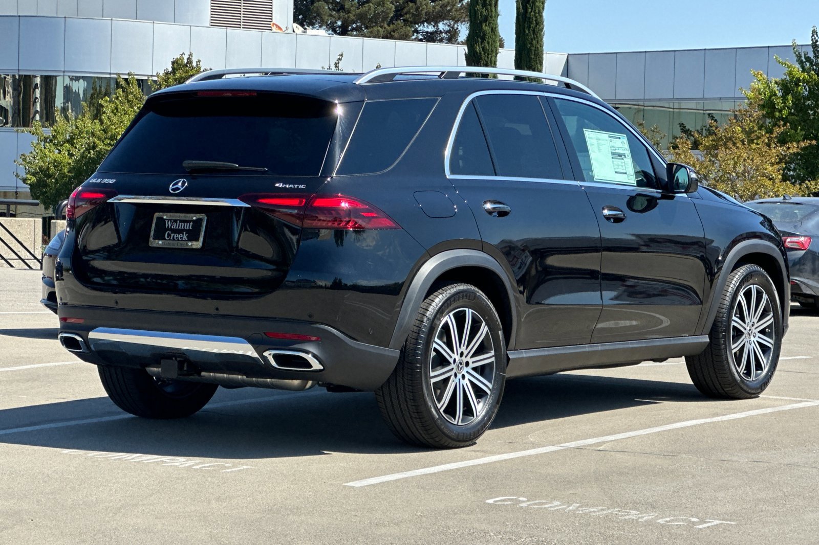 2026 Mercedes Benz GLE 350 4MATIC photo 3
