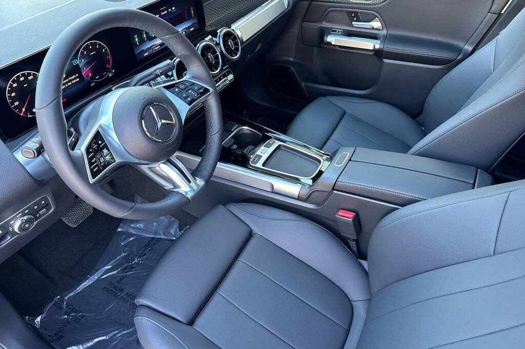 New 2026 Mercedes-Benz GLB 250 SUV