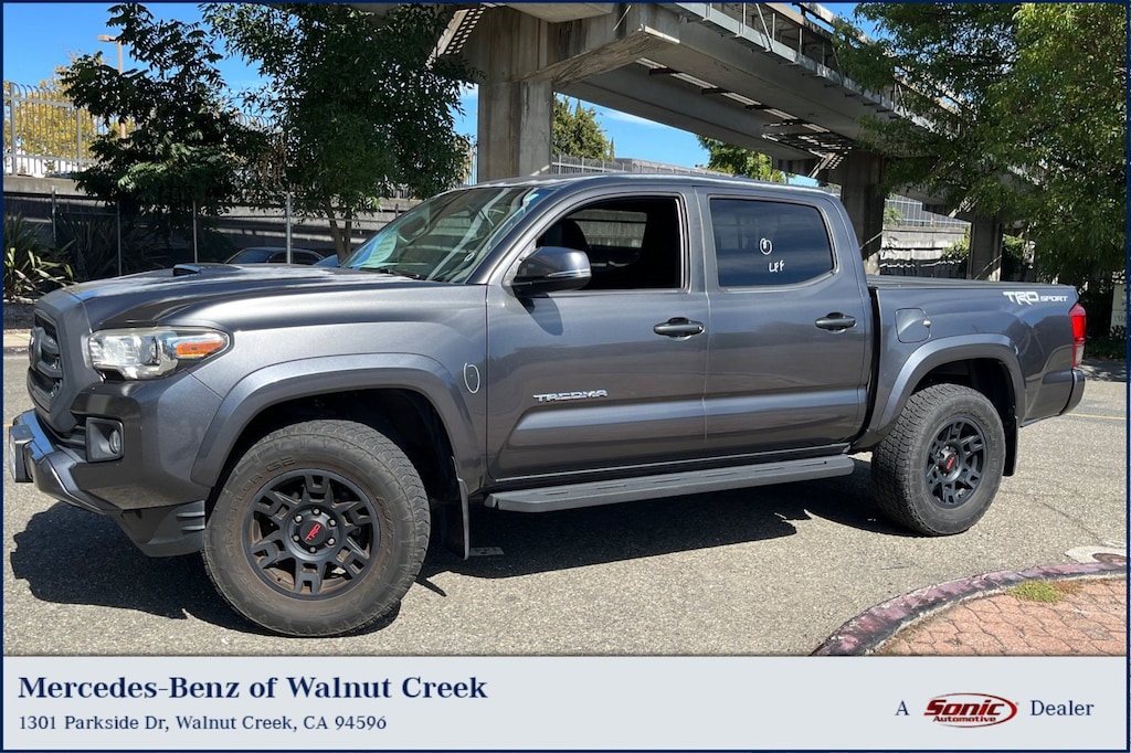 Used 2017 Toyota Tacoma TRD Sport Double Cab 5' Bed V6 4x2 AT Truck Double Cab