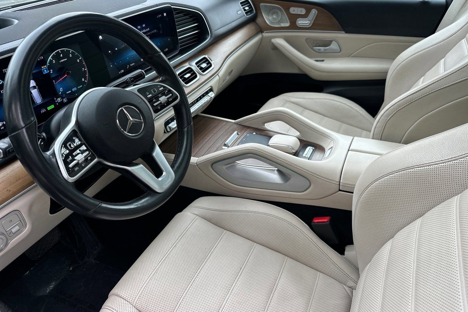 2022 Mercedes Benz GLS 450 4MATIC photo 4