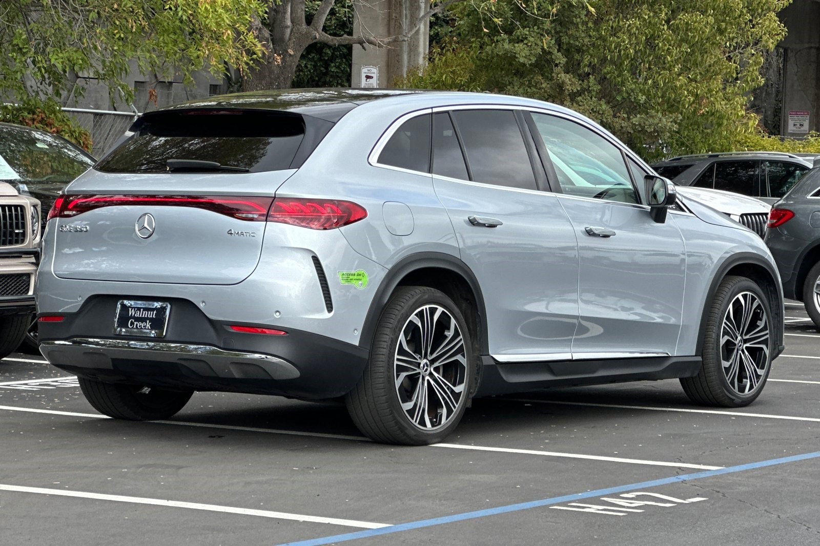 2023 Mercedes Benz EQE SUV 350 4MATIC photo 3