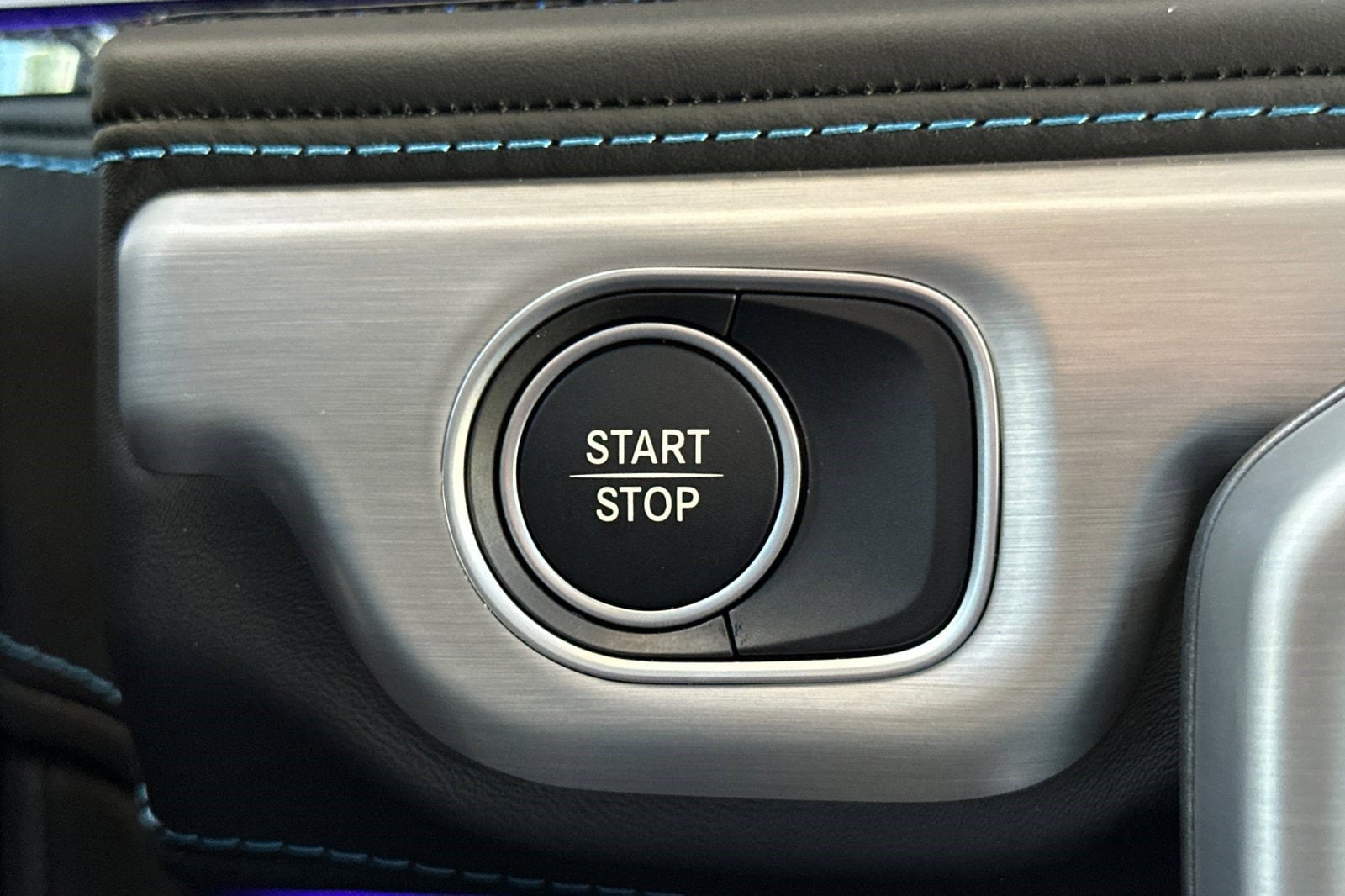 2025 Mercedes-Benz G-Class G580 - Photo 29