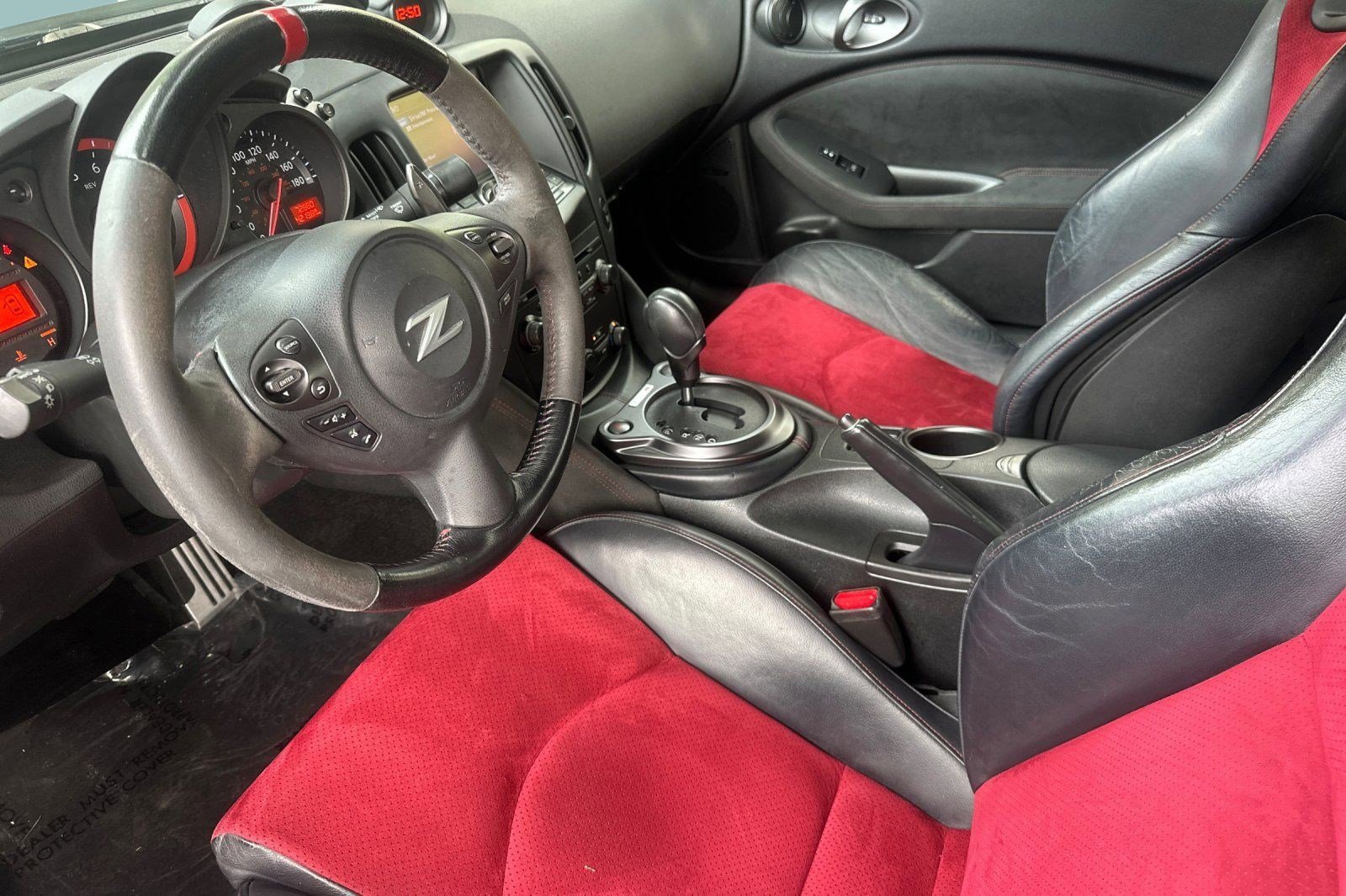 2019 Nissan 370Z Nismo photo 4