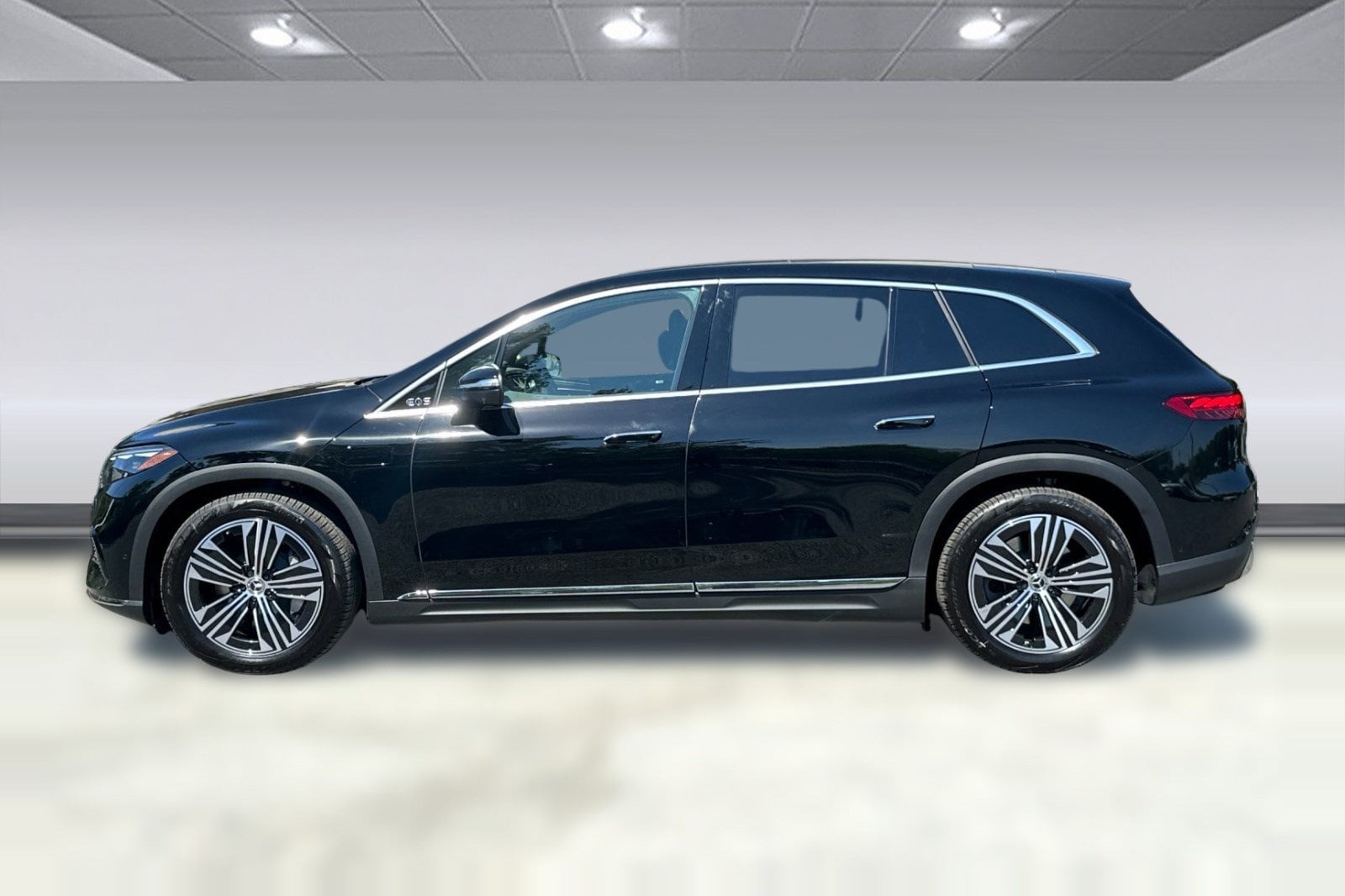 Used 2026 Mercedes-Benz EQS SUV Base with VIN 4JGDM2EB5TA039754 for sale in Colma, CA