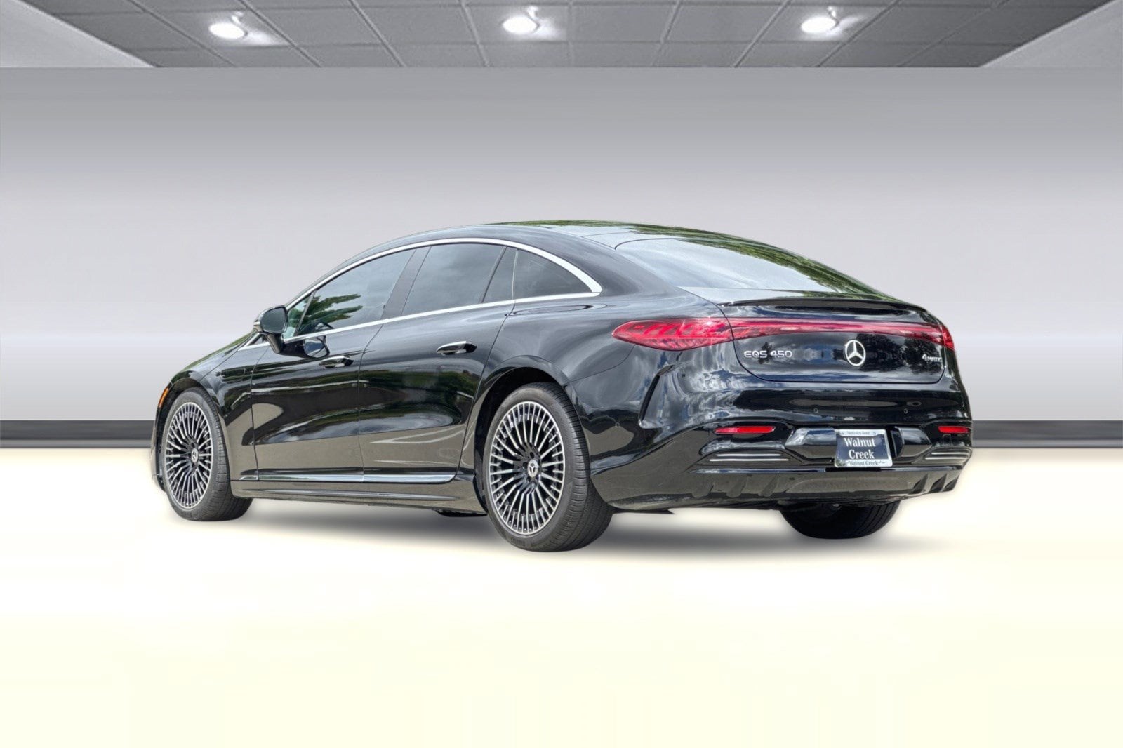 2024 Mercedes-Benz EQS 450 4MATIC Sedan photo 2