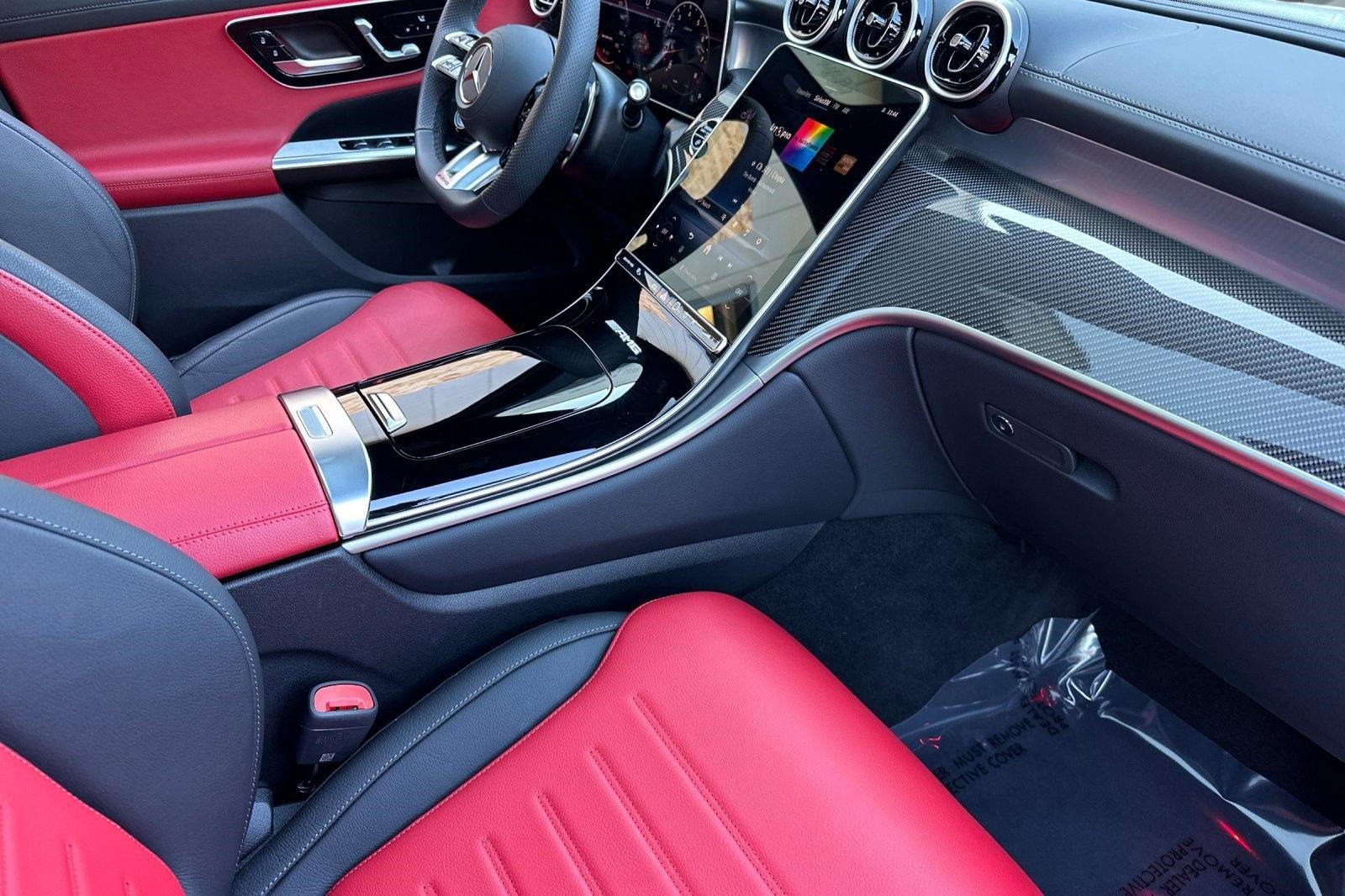 2025 Mercedes-Benz GLC AMG GLC43 - Photo 33