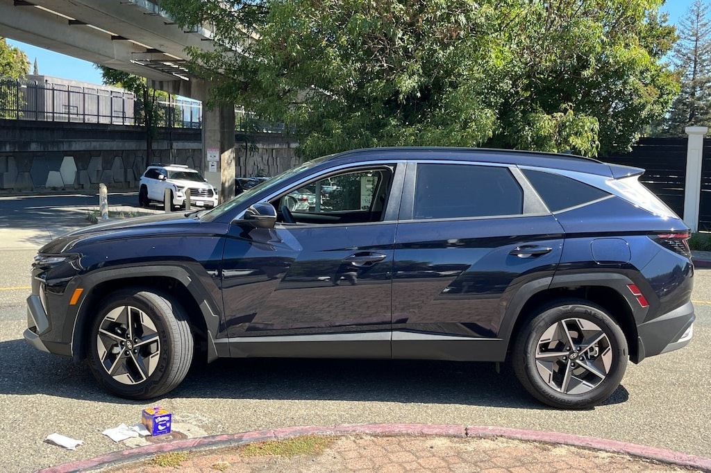 Used 2025 Hyundai Tucson Hybrid SEL Convenience AWD SUV