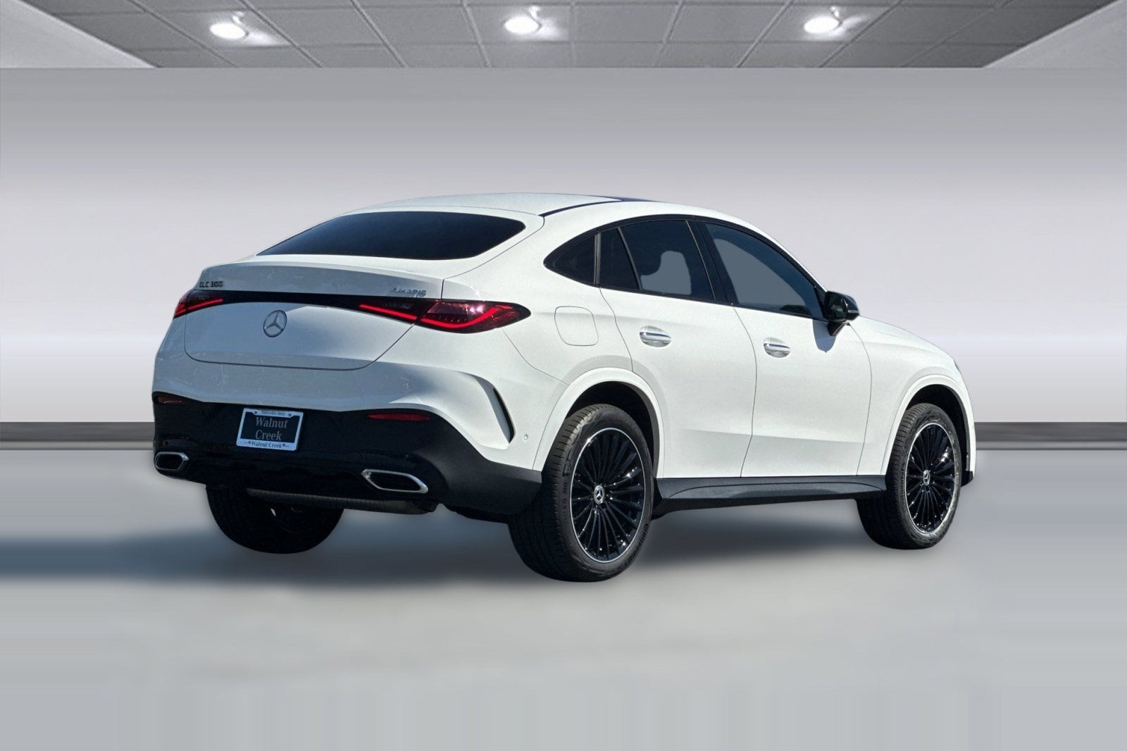 2024 Mercedes-Benz GLC 300 4MATIC Coupe photo 3