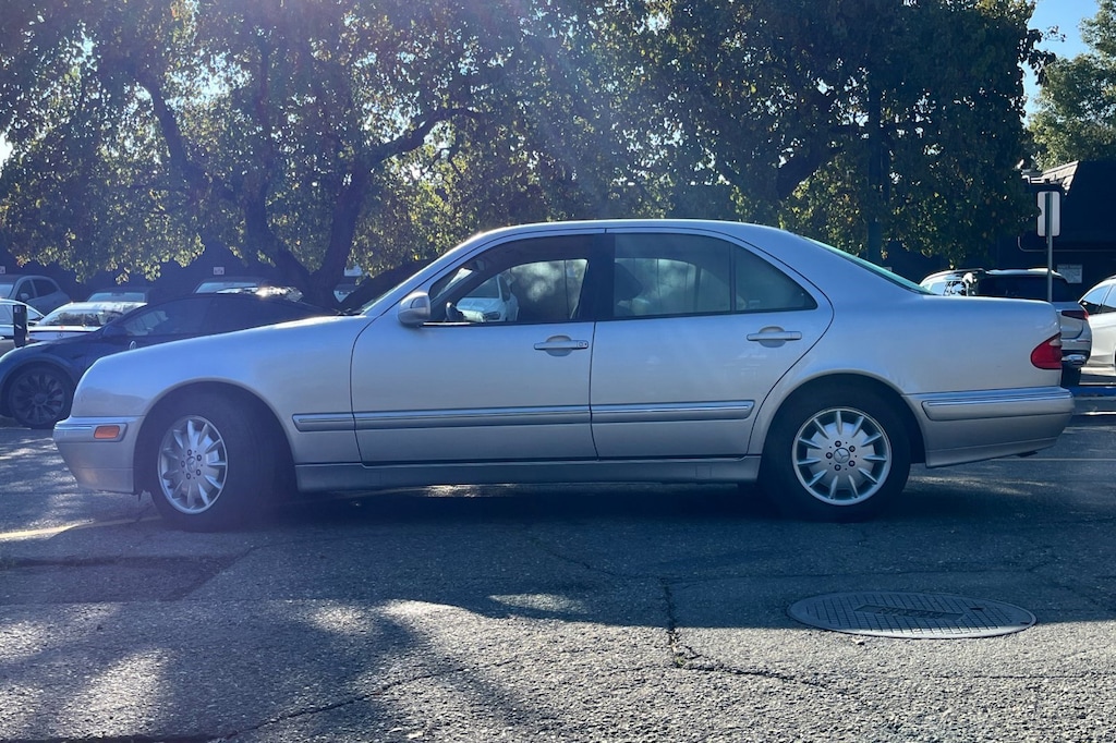 Used 2001 Mercedes-Benz E-Class 4dr Sdn 3.2L Sedan