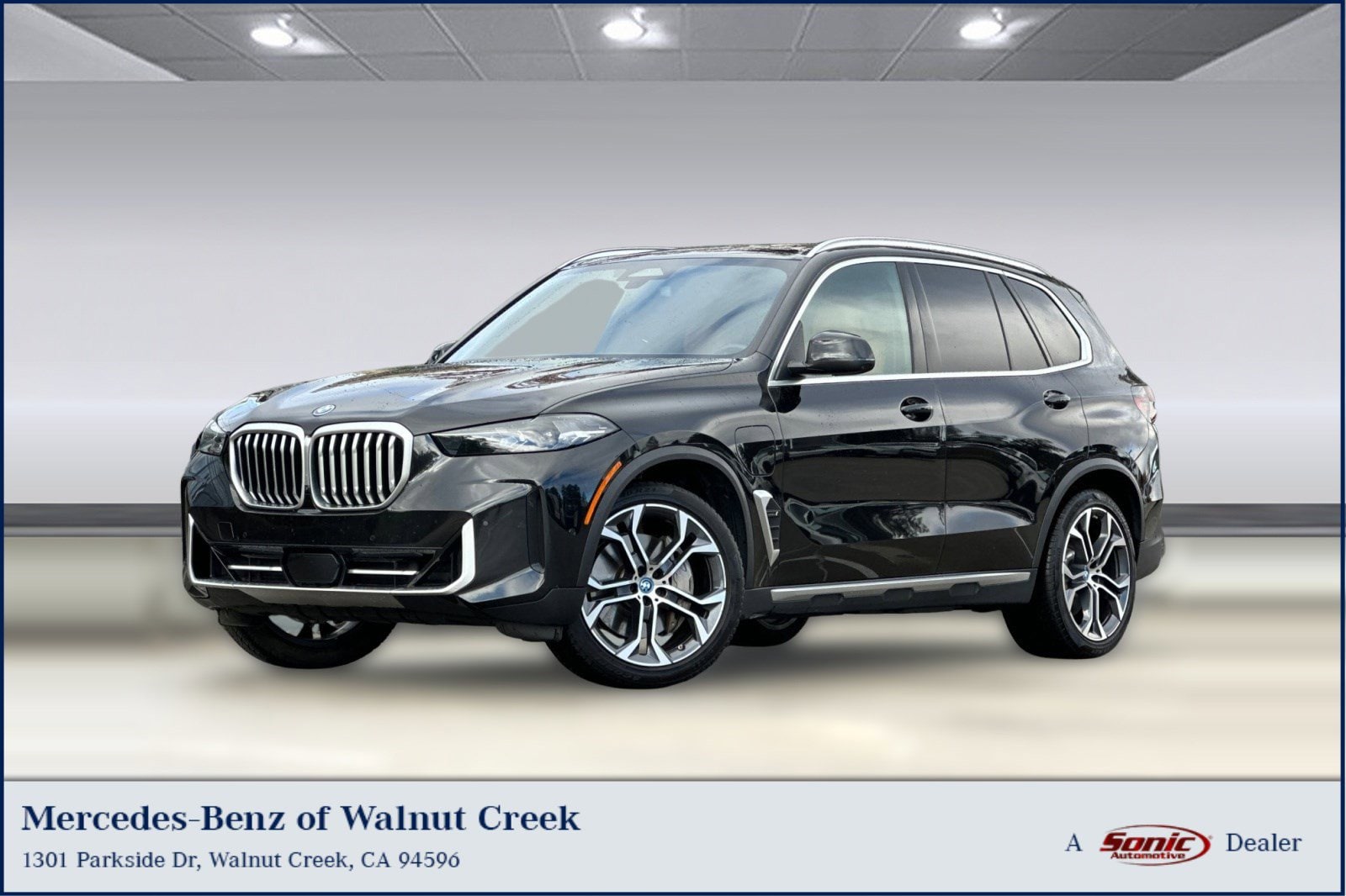 2024 BMW X5 M50i's photo