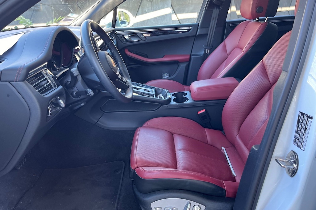 Used 2023 Porsche Macan AWD SUV