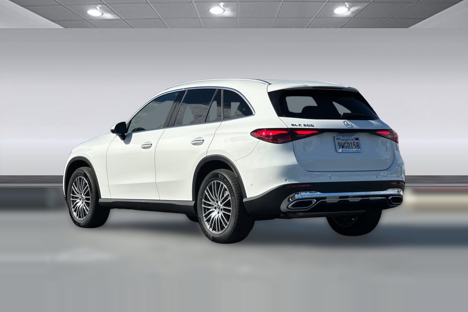 2026 Mercedes-Benz GLC 300 SUV photo 2