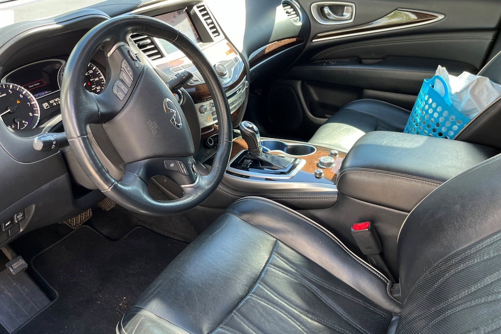 Used 2017 INFINITI QX60 AWD SUV