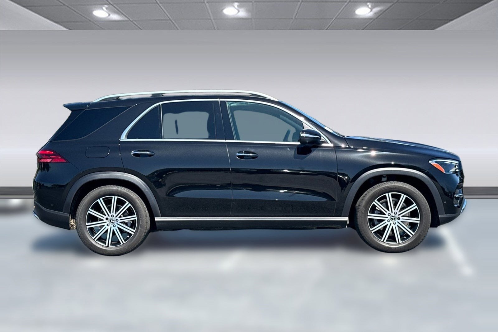 2026 Mercedes-Benz GLE 350 4MATIC SUV photo 6