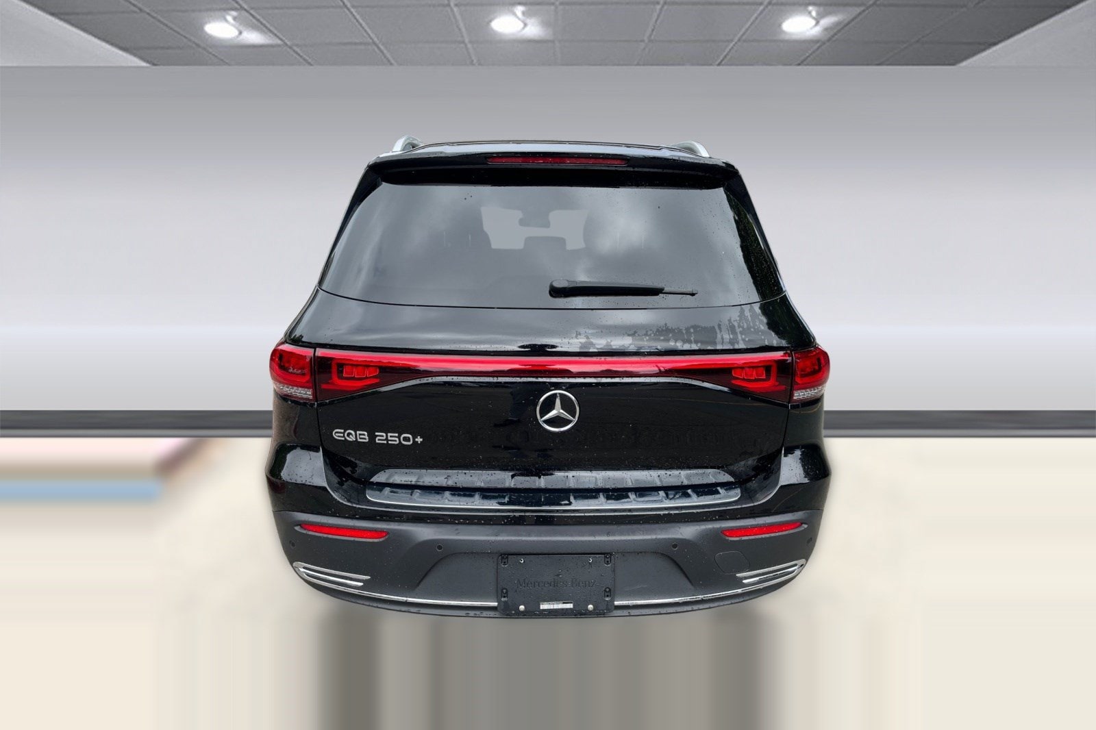 EQB 250+ SUV SUV