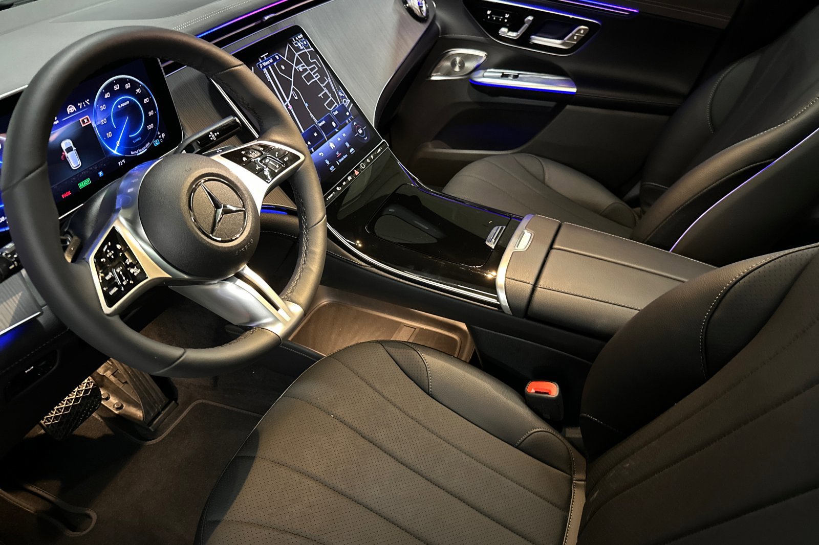 2025 Mercedes Benz EQE SUV 350 photo 3