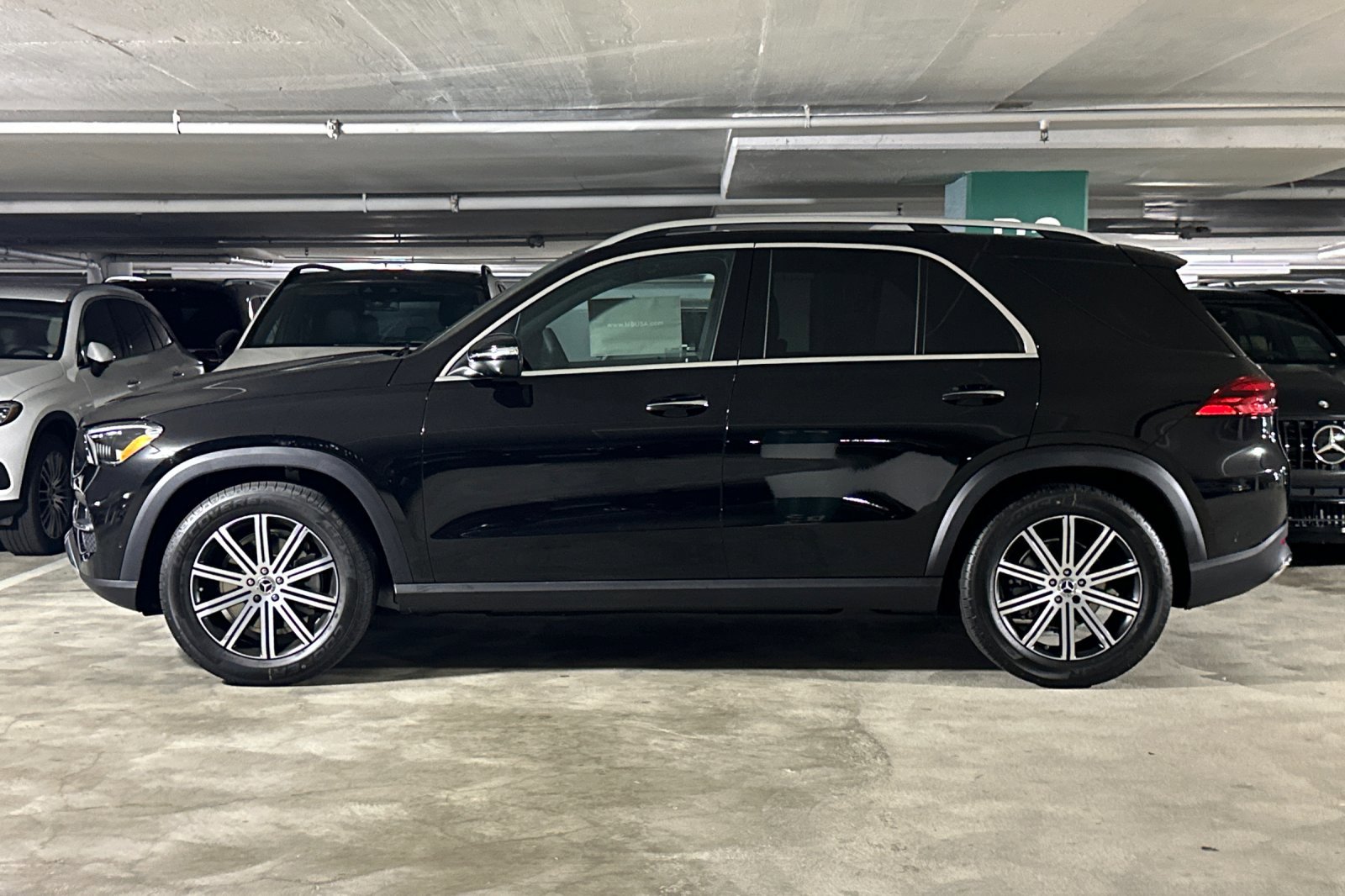 2026 Mercedes Benz GLE 350 4MATIC photo 2