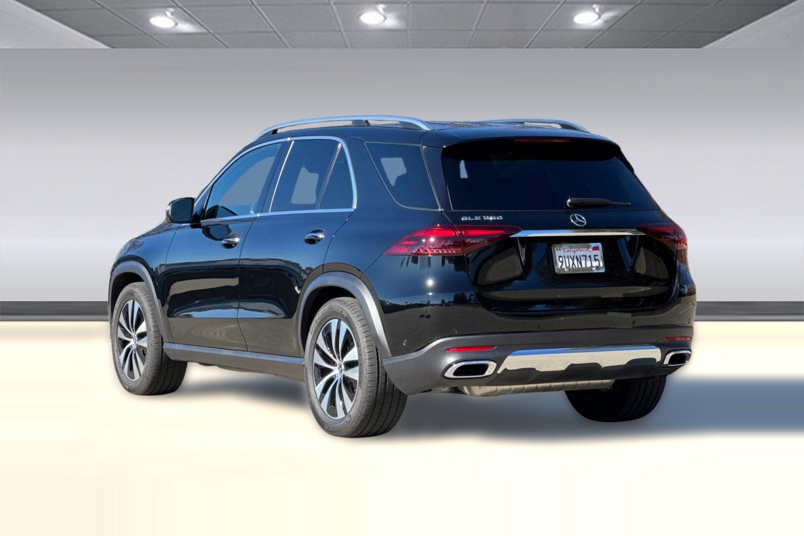 2025 Mercedes-Benz GLE 350 SUV photo 2