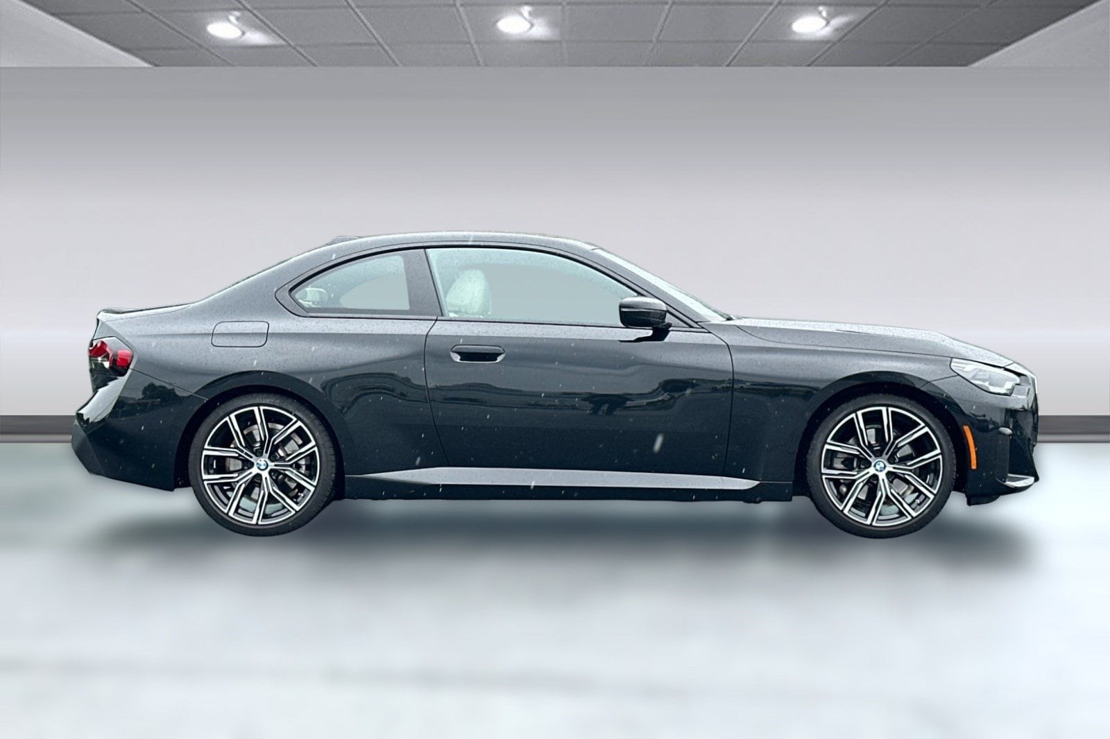 2023 BMW 2 Series 230i Coupe photo 3