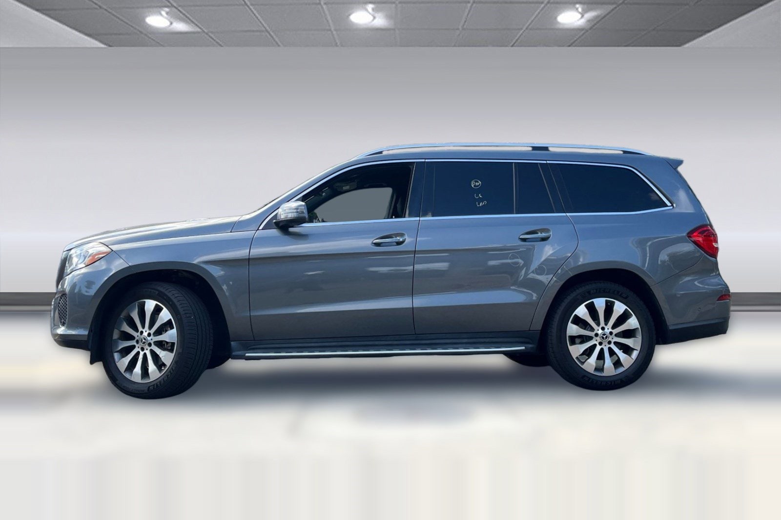 2018 Mercedes-Benz GLS 450 4MATIC SUV photo 2