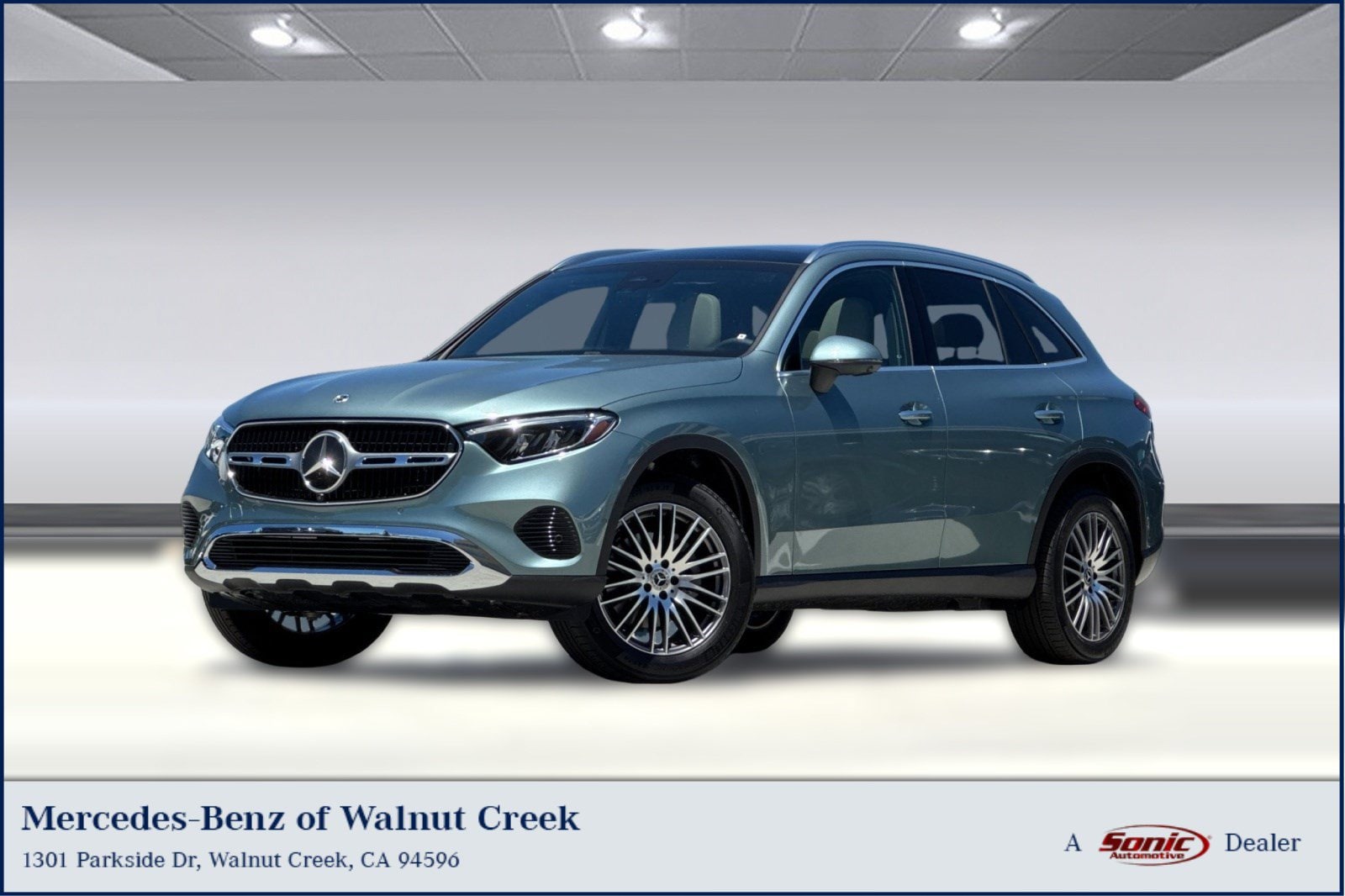 2026 Mercedes-Benz GLC Base