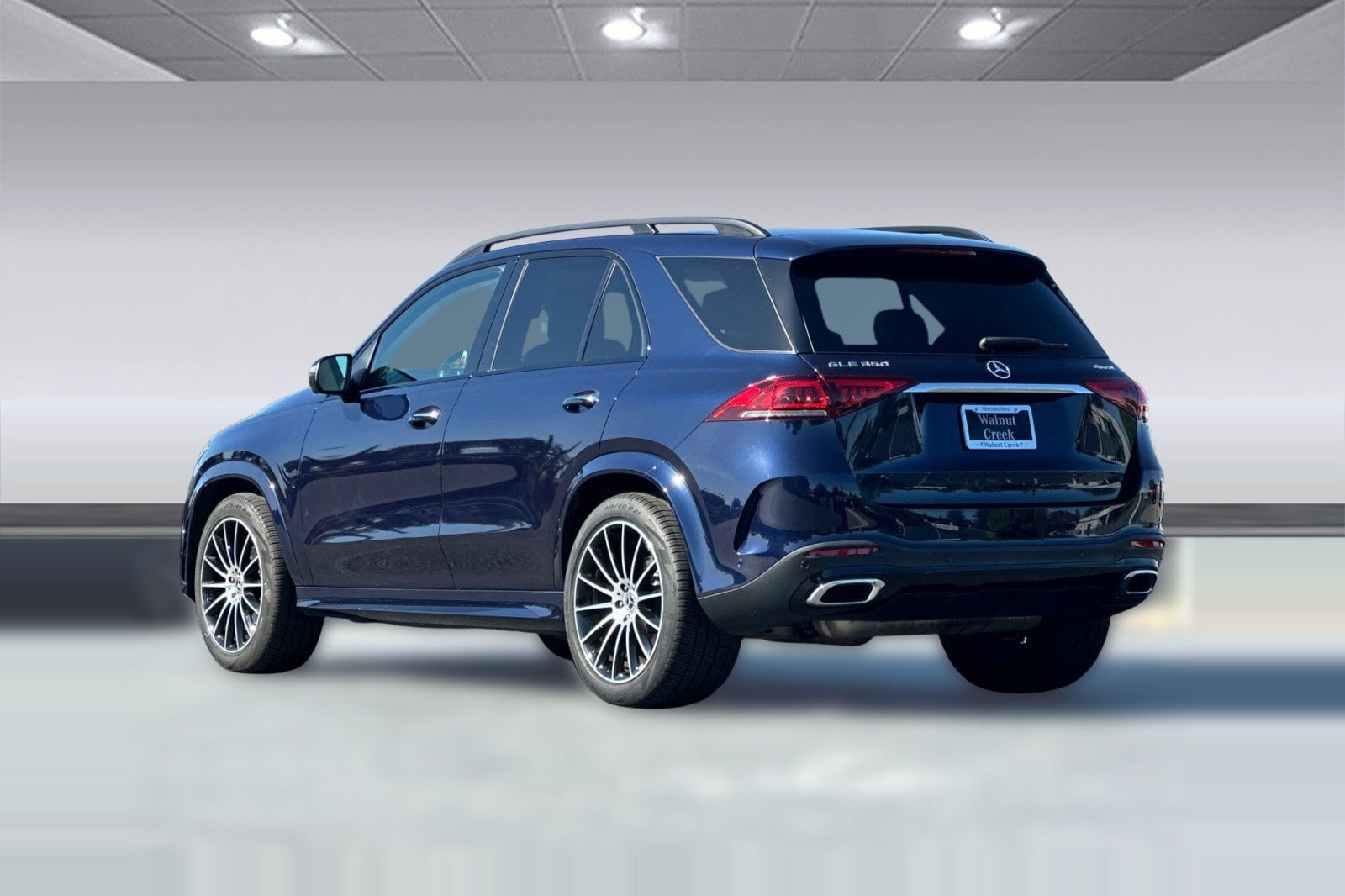 2022 Mercedes-Benz GLE 350 4MATIC SUV photo 2