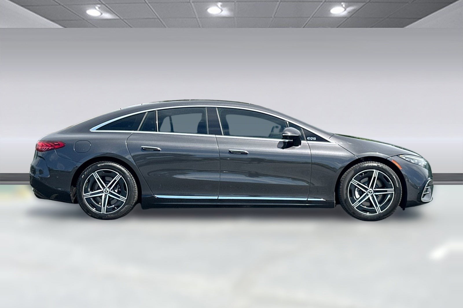 2023 Mercedes-Benz EQS 580 4MATIC Sedan photo 3
