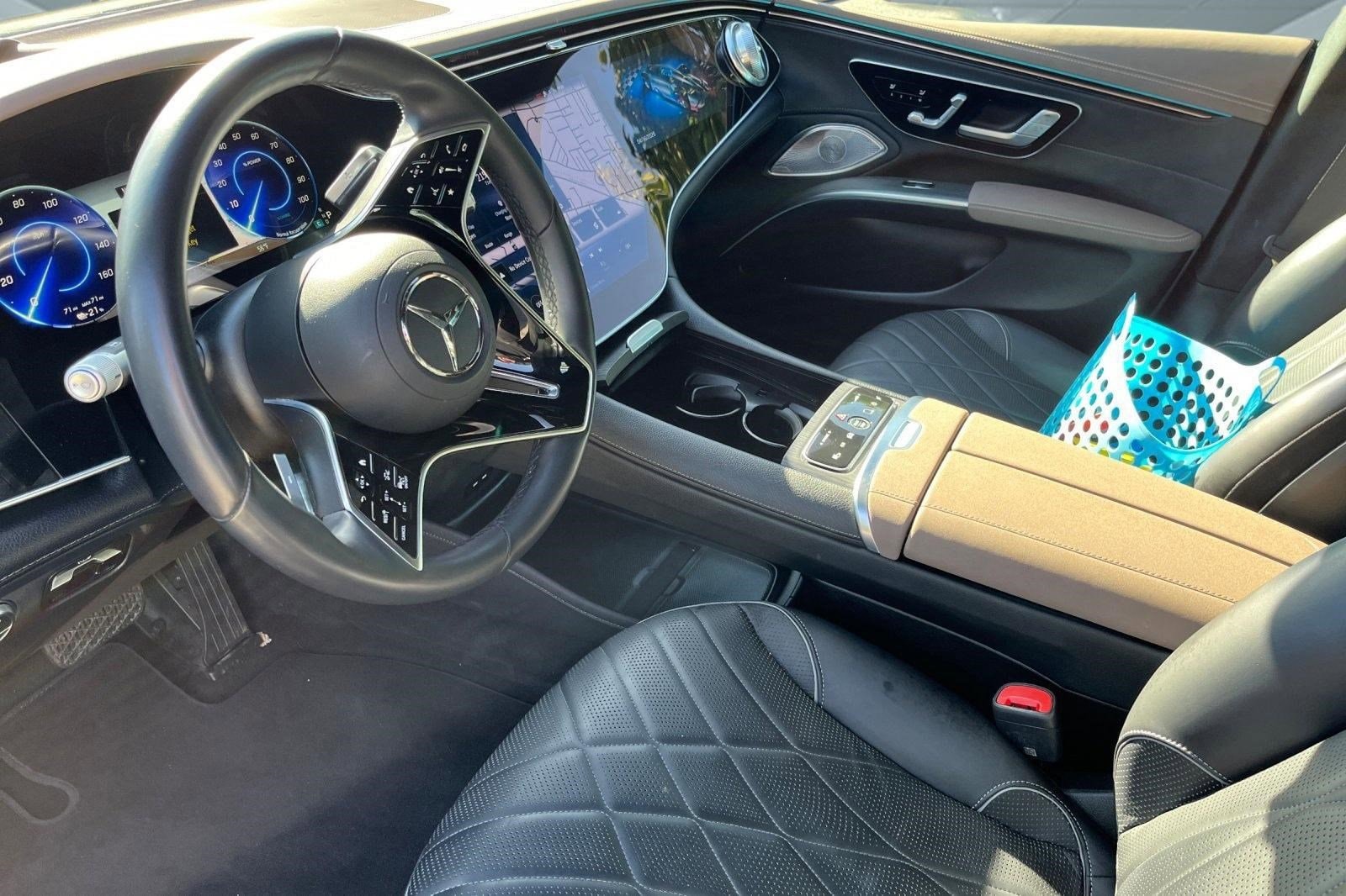 2023 Mercedes-Benz EQS 580 4MATIC Sedan photo 3