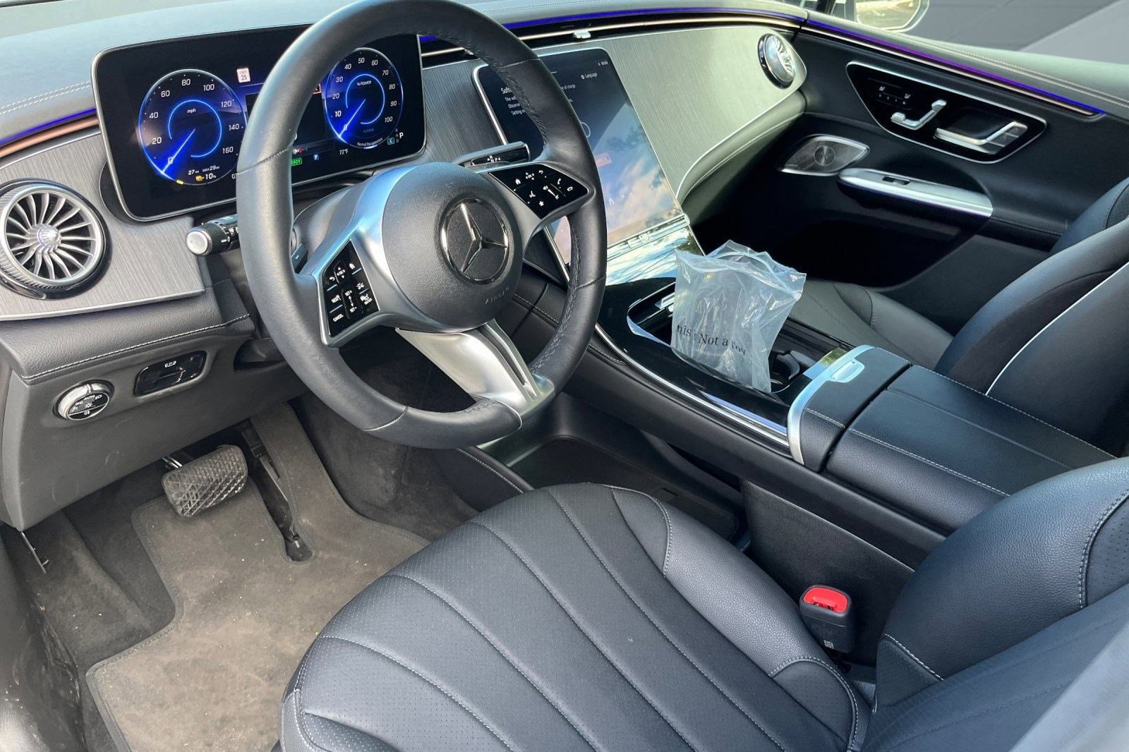 2024 Mercedes Benz EQE SUV 350 4MATIC photo 3