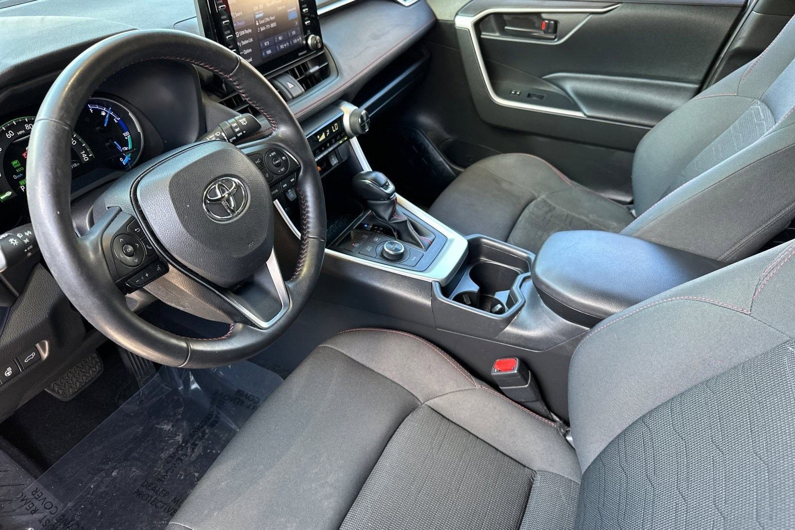 2021 Toyota RAV4 Prime XLE Premium photo 4