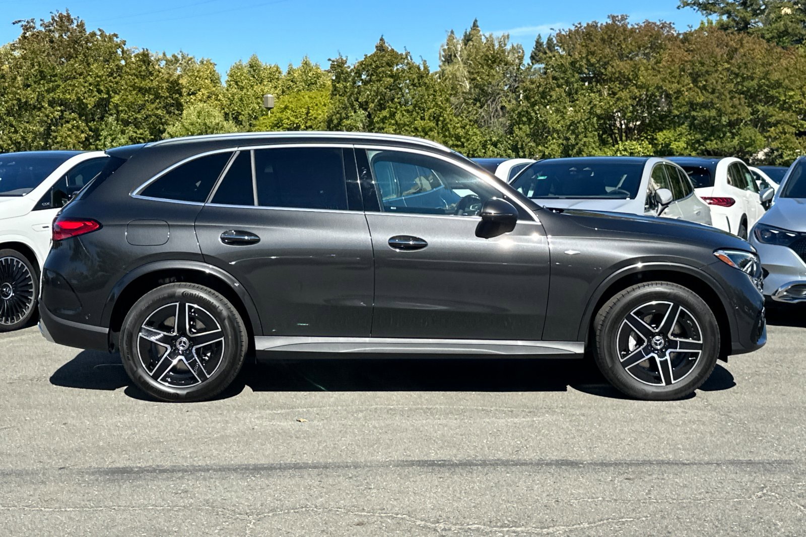 2025 Mercedes Benz GLC 350e 4MATIC photo 2
