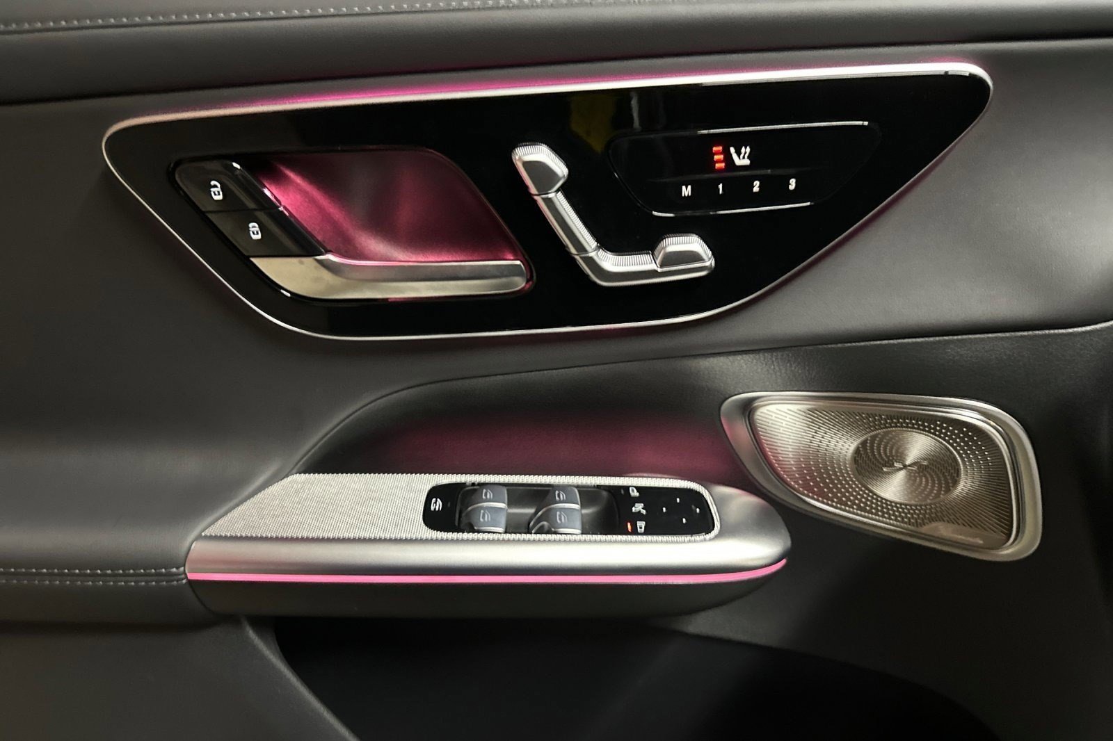 2025 Mercedes-Benz GLC AMG GLC63 S - Photo 13