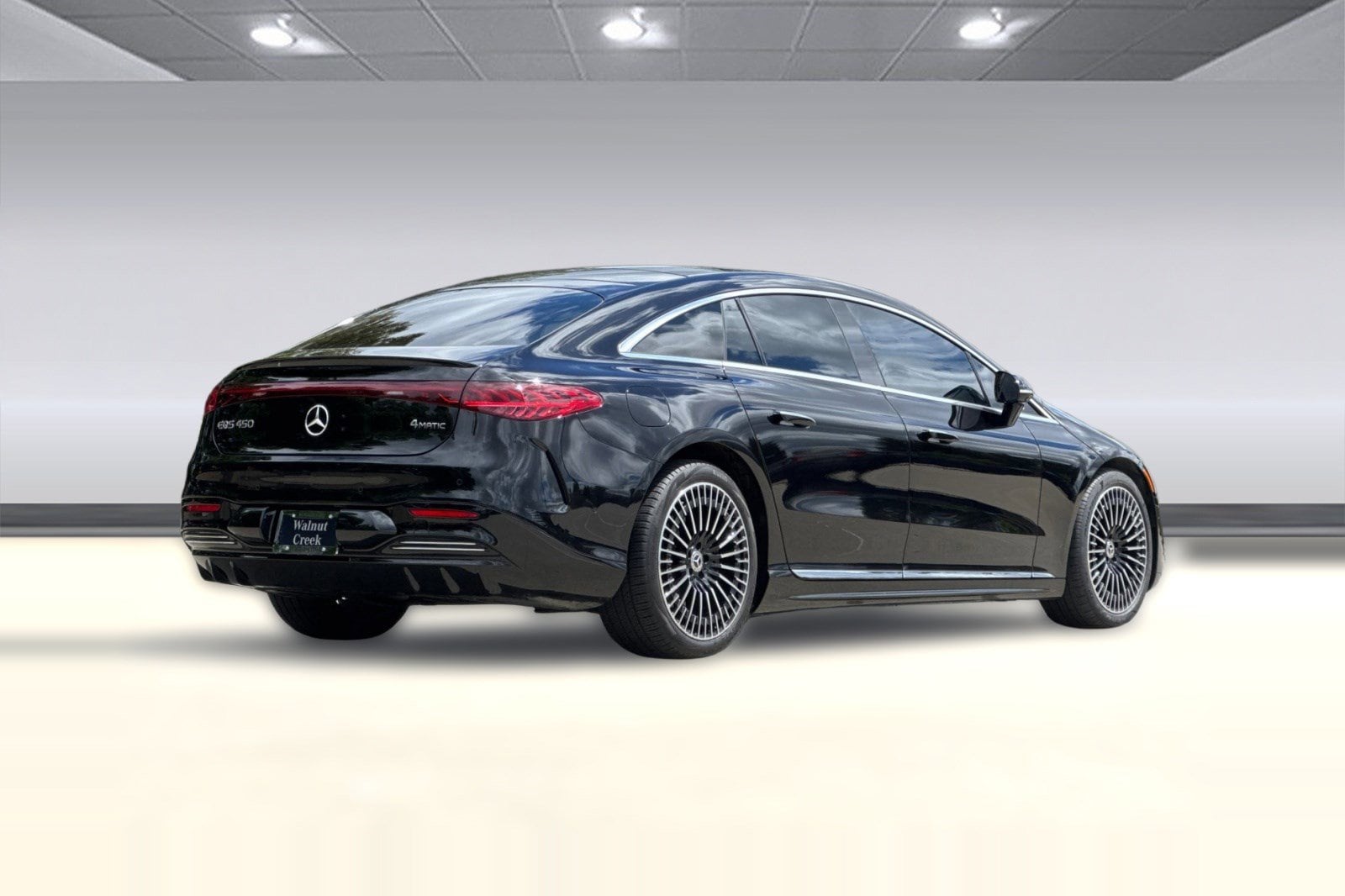 2024 Mercedes-Benz EQS 450 4MATIC Sedan photo 3