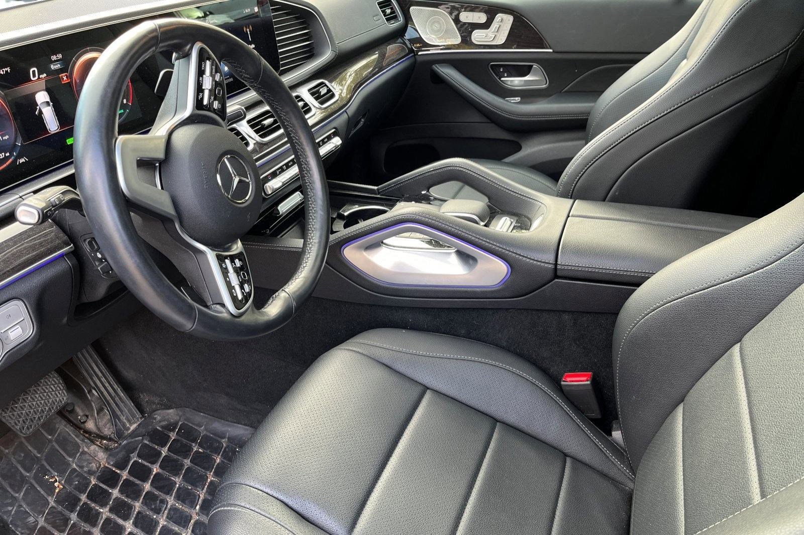 2022 Mercedes Benz GLS 450 4MATIC photo 2