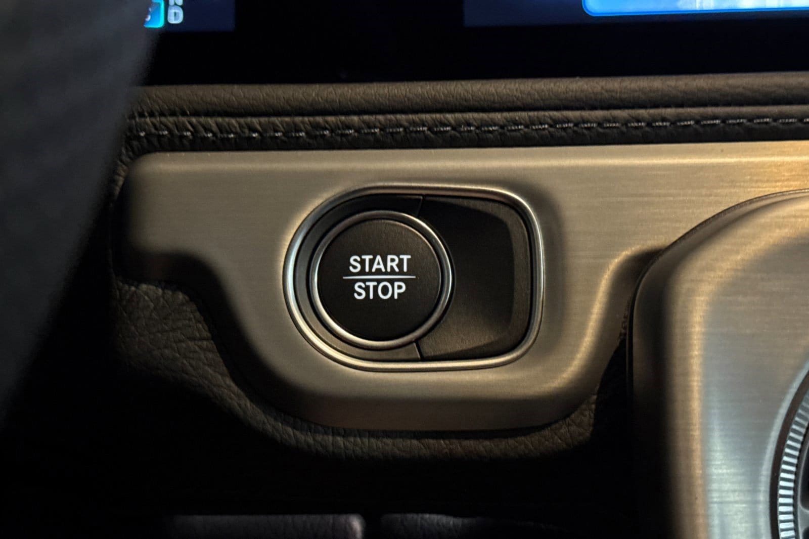 2025 Mercedes-Benz G-Class G580 - Photo 22