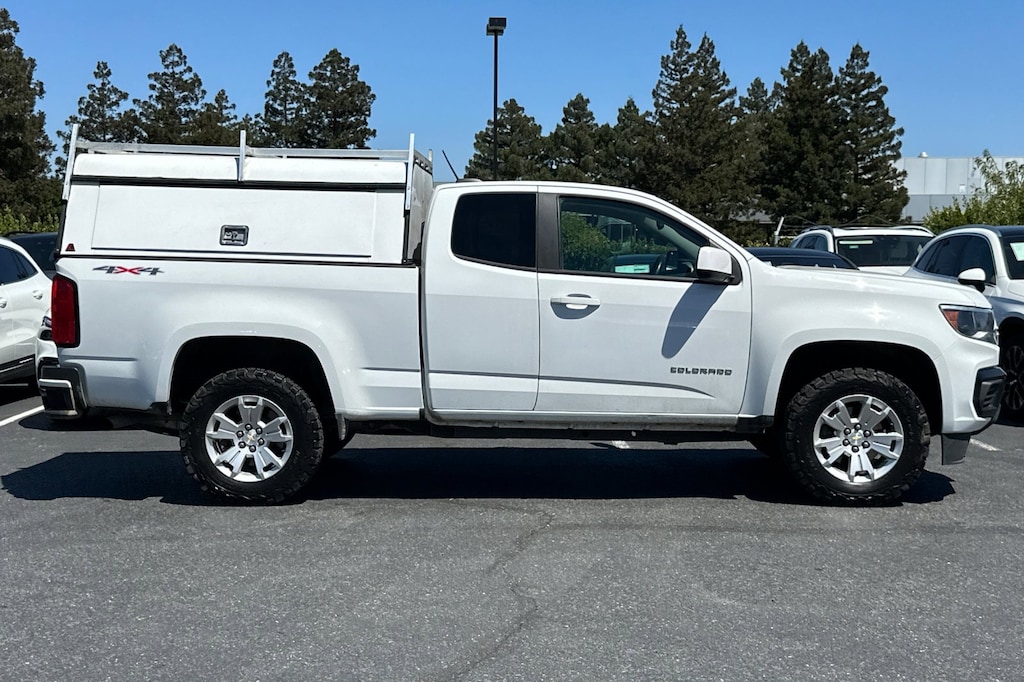 Used 2022 Chevrolet Colorado 4WD Ext Cab 128" LT Truck Extended Cab