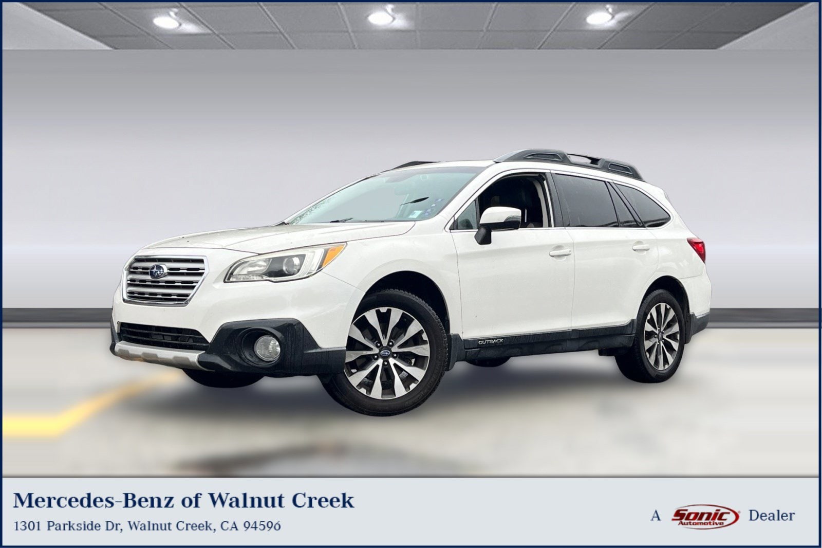 2015 Subaru Outback Limited's photo