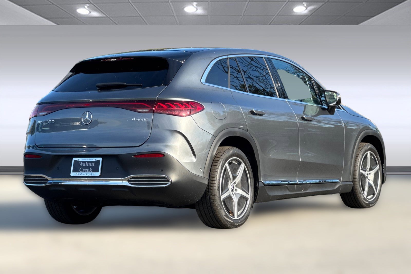 2025 Mercedes Benz 350 photo 3