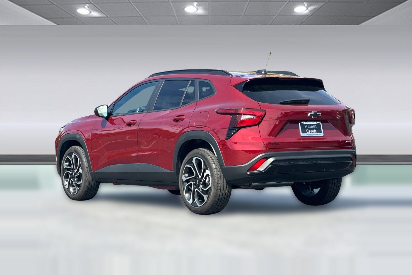 2025 Chevrolet Trax FWD 4dr 2RS photo 2