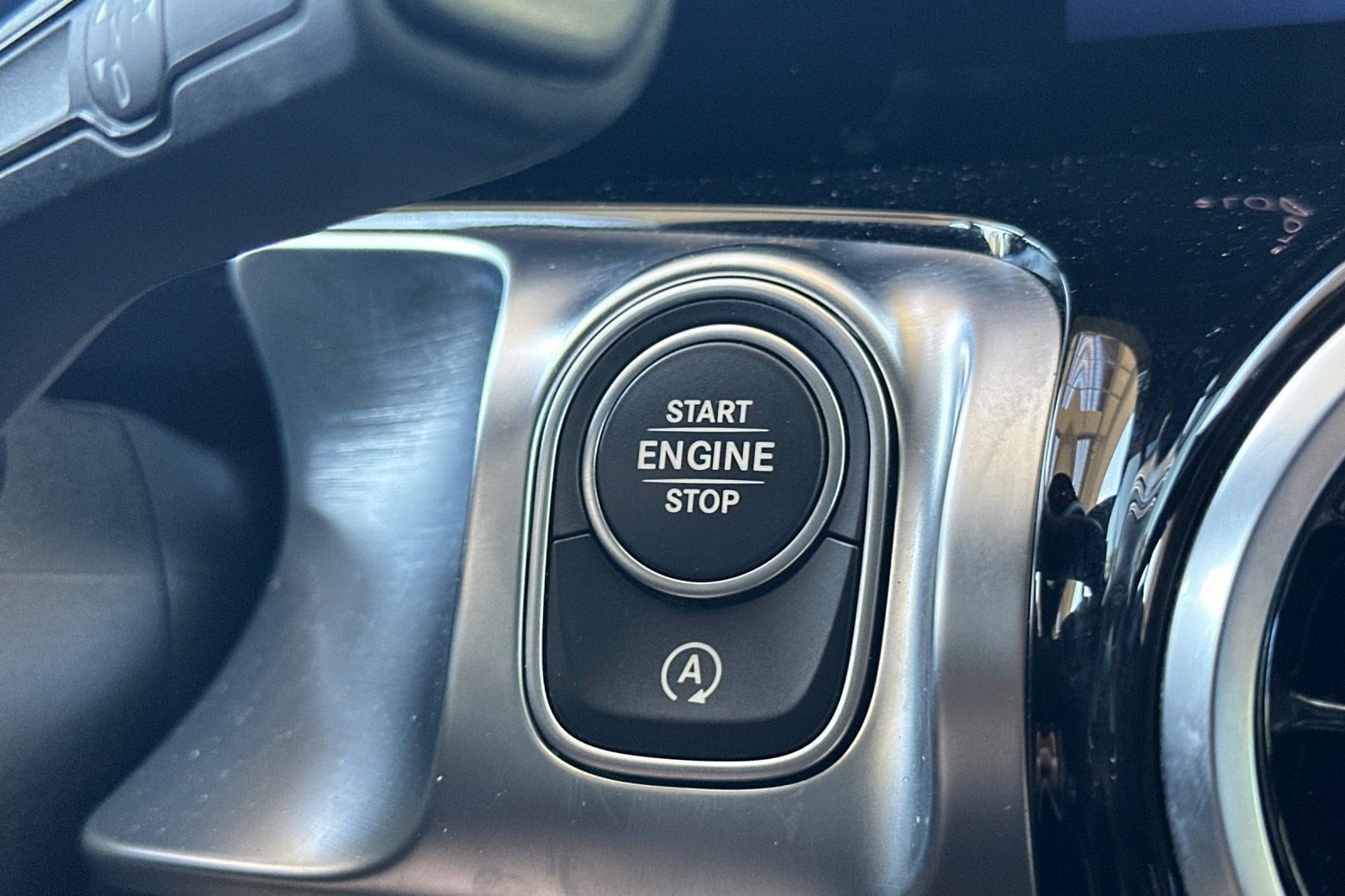 2026 Mercedes-Benz GLB GLB 250 - Photo 17