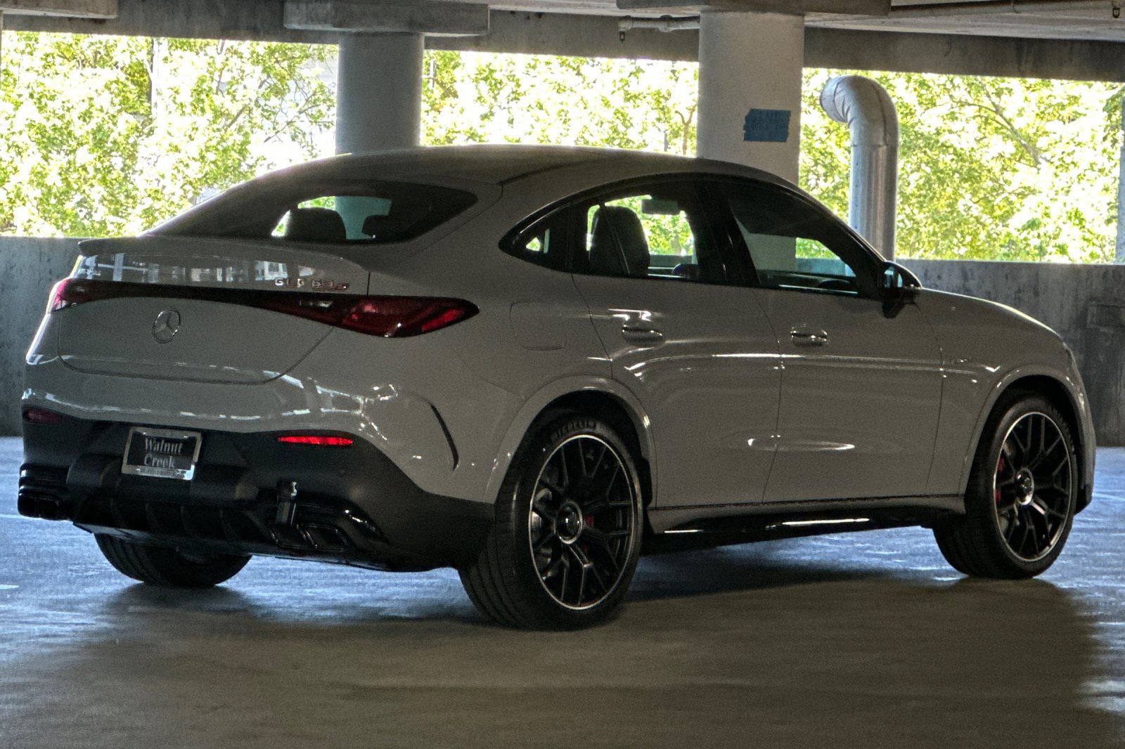 2025 Mercedes Benz GLC AMG 63 4MATIC photo 4