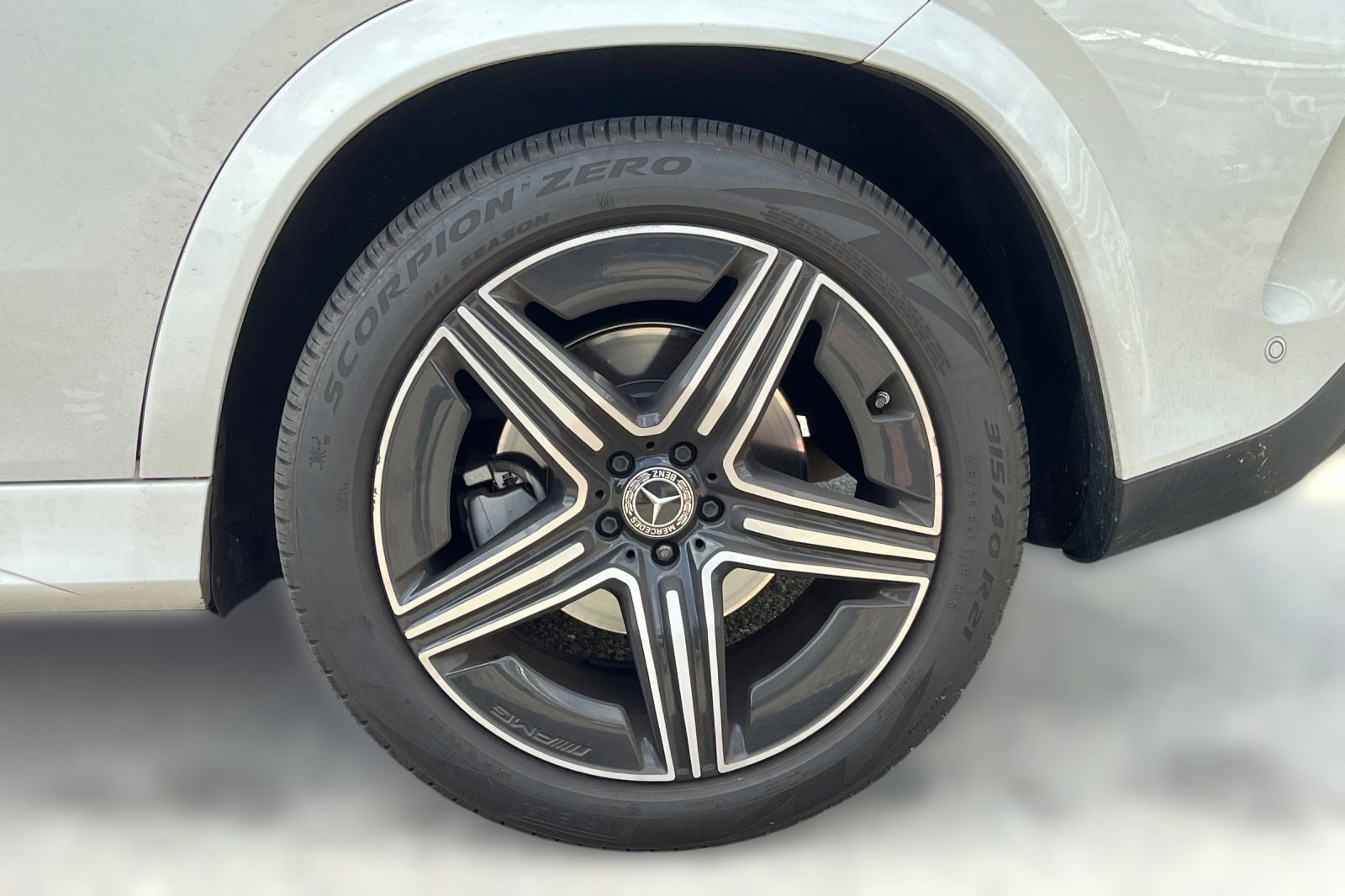 2024 Mercedes-Benz GLE 350 4MATIC SUV photo 6